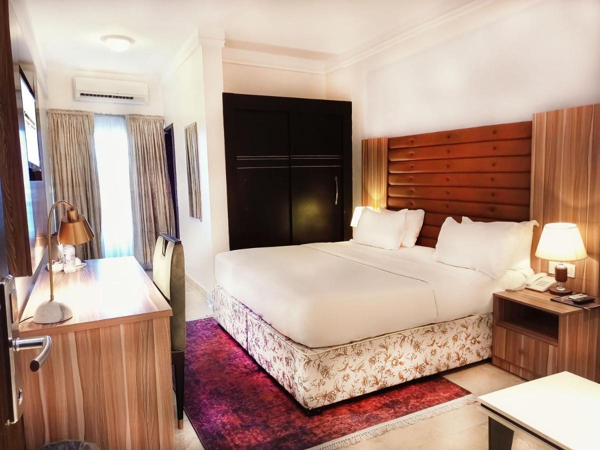 Swiss International Beland Hotel Оверрі Екстер'єр фото