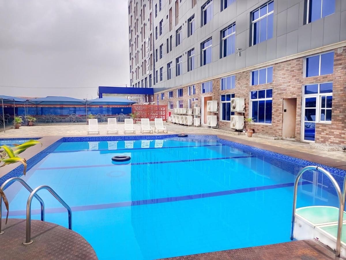 Swiss International Beland Hotel Оверрі Екстер'єр фото